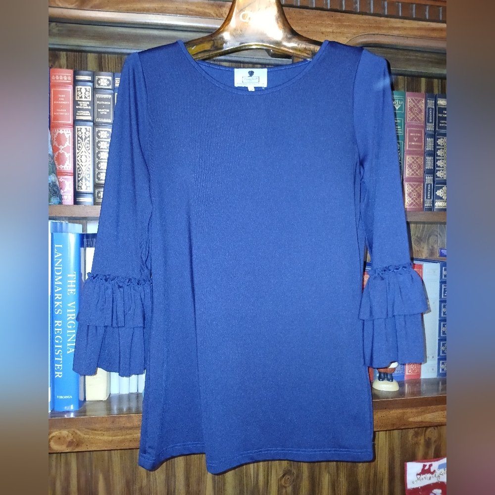❄️Dainty Jewells Navy Blouse Size S